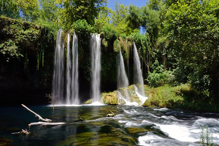 Верхний водопад Дюден В Анталии, Турция